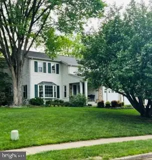 13907 Quietway Ct, CHANTILLY, VA 20151
