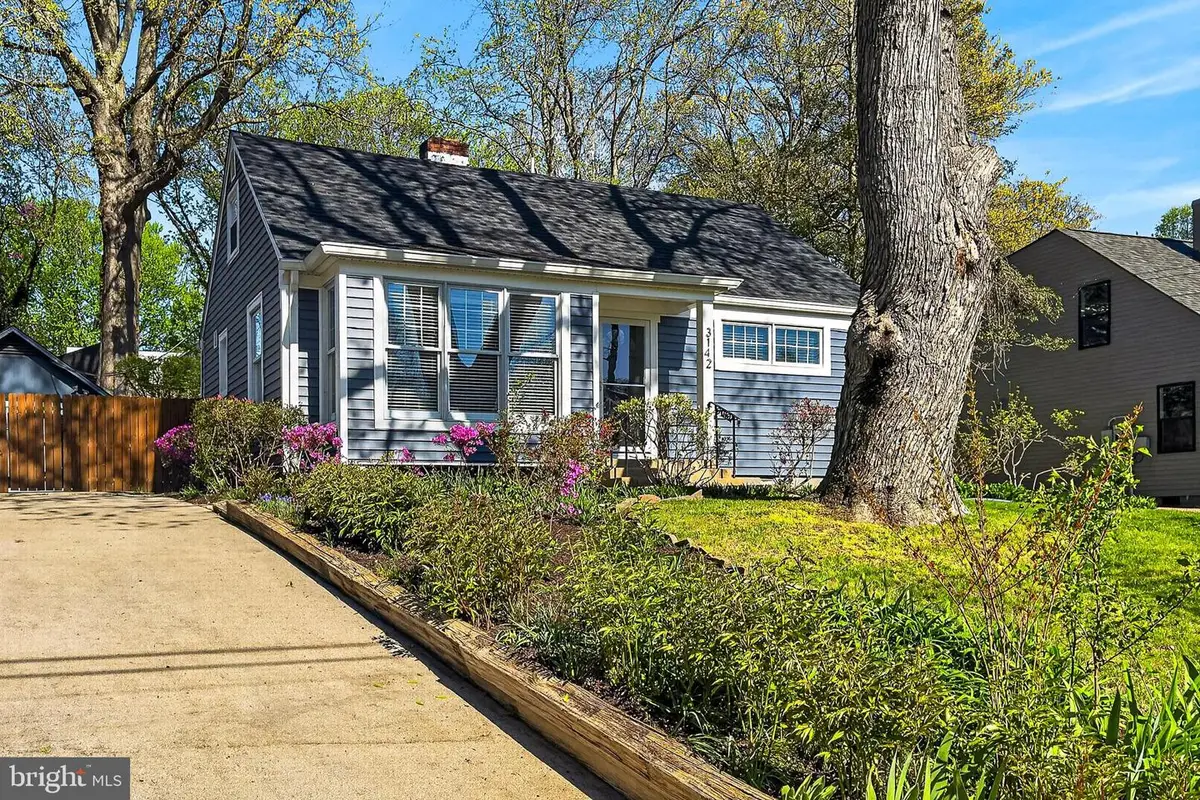 3142 Holloway Rd, Falls Church, VA 22042 - #1