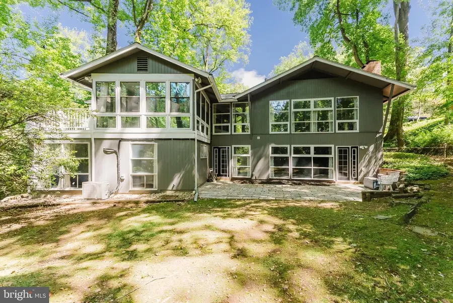 6543 Jay Miller Dr, Falls Church, VA 22041 - #2