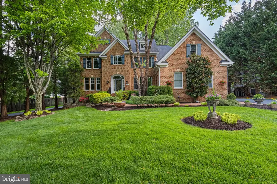 2961 Wilson Ave, Oakton, VA 22124 - #2