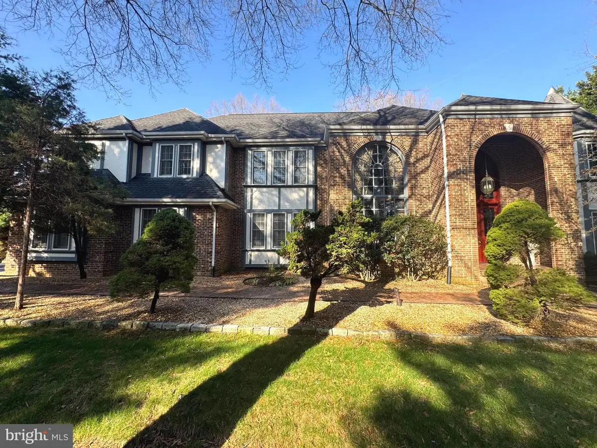 5600 Braddock Farms Way, Clifton, VA 20124 - #1