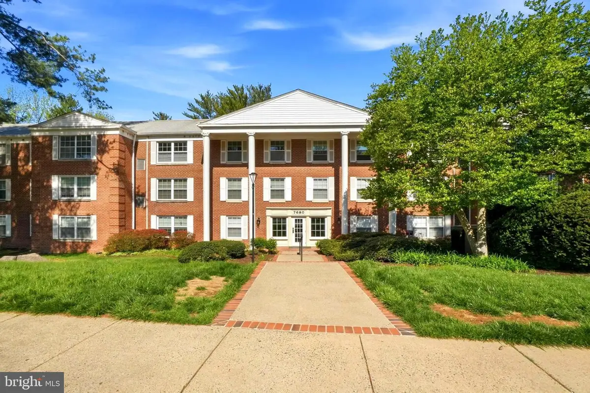7680 Tremayne Pl #110, McLean, VA 22102 - #1