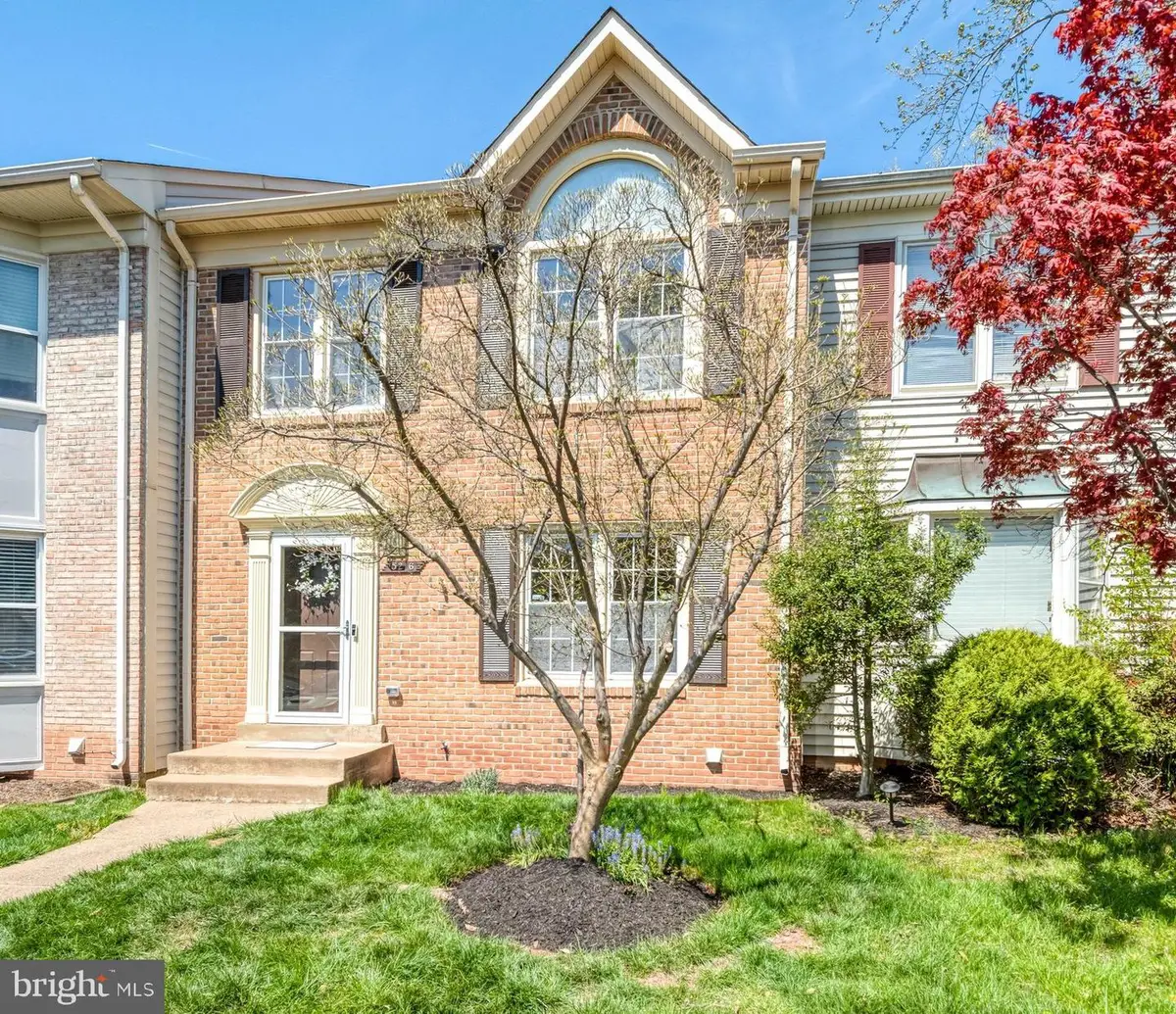 5216 Stoney Branch Ct, Centreville, VA 20120 - #1