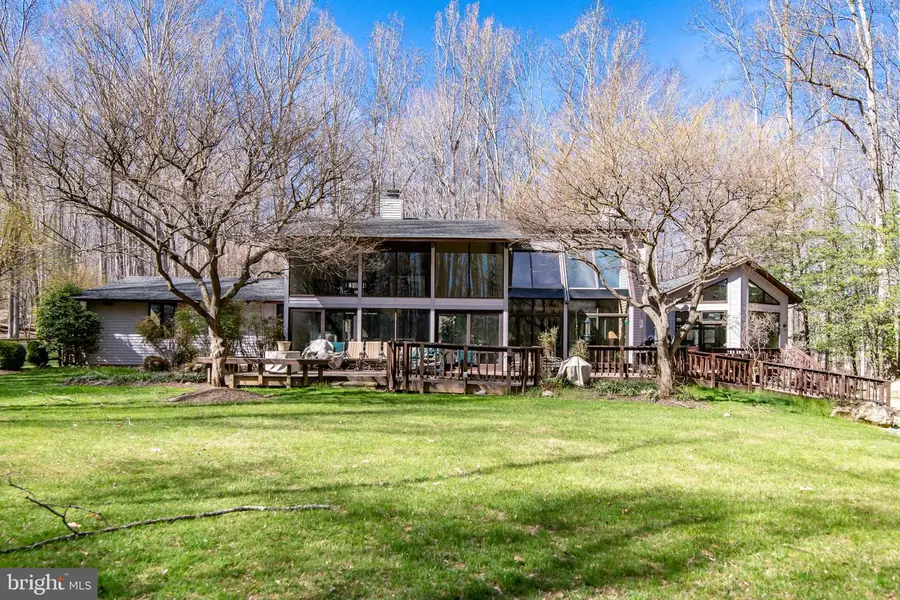 8305 Pinyon Pine Ct, Fairfax Station, VA 22039 - #2