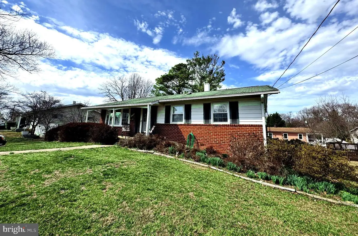 7706 Arlen St, Annandale, VA 22003 - #1