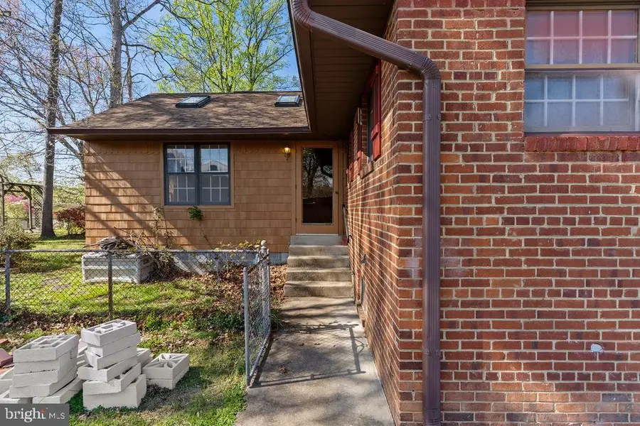 3614 Crest Dr, Annandale, VA 22003 - #3