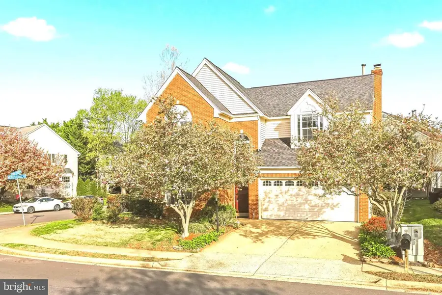 5804 Stone Creek Dr, Centreville, VA 20120 - #3