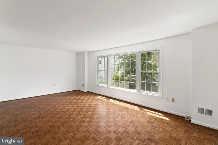 4429 Longworthe Sq, Alexandria, VA 22309 - #2