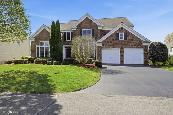 4909 Sammy Joe Dr, FAIRFAX, VA 22030