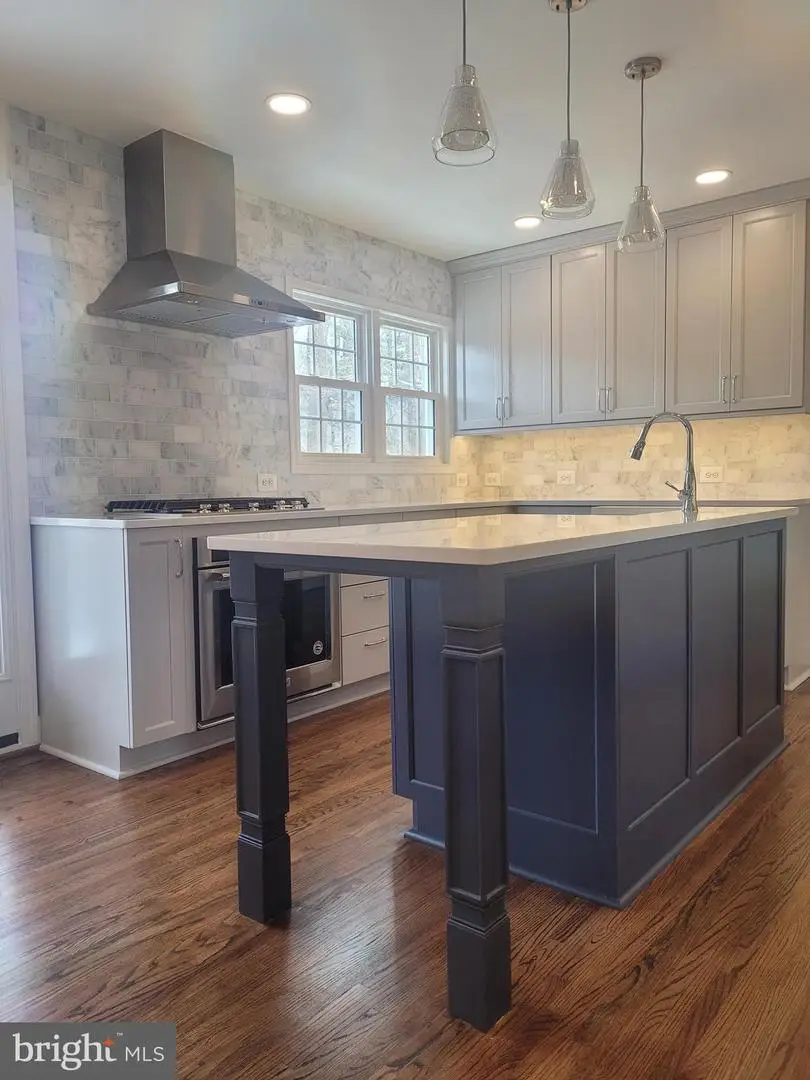 6600 Kensal Ct, Springfield, VA 22152 - #2