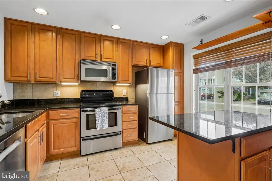 2914 Yarling Ct, Falls Church, VA 22042 - #2