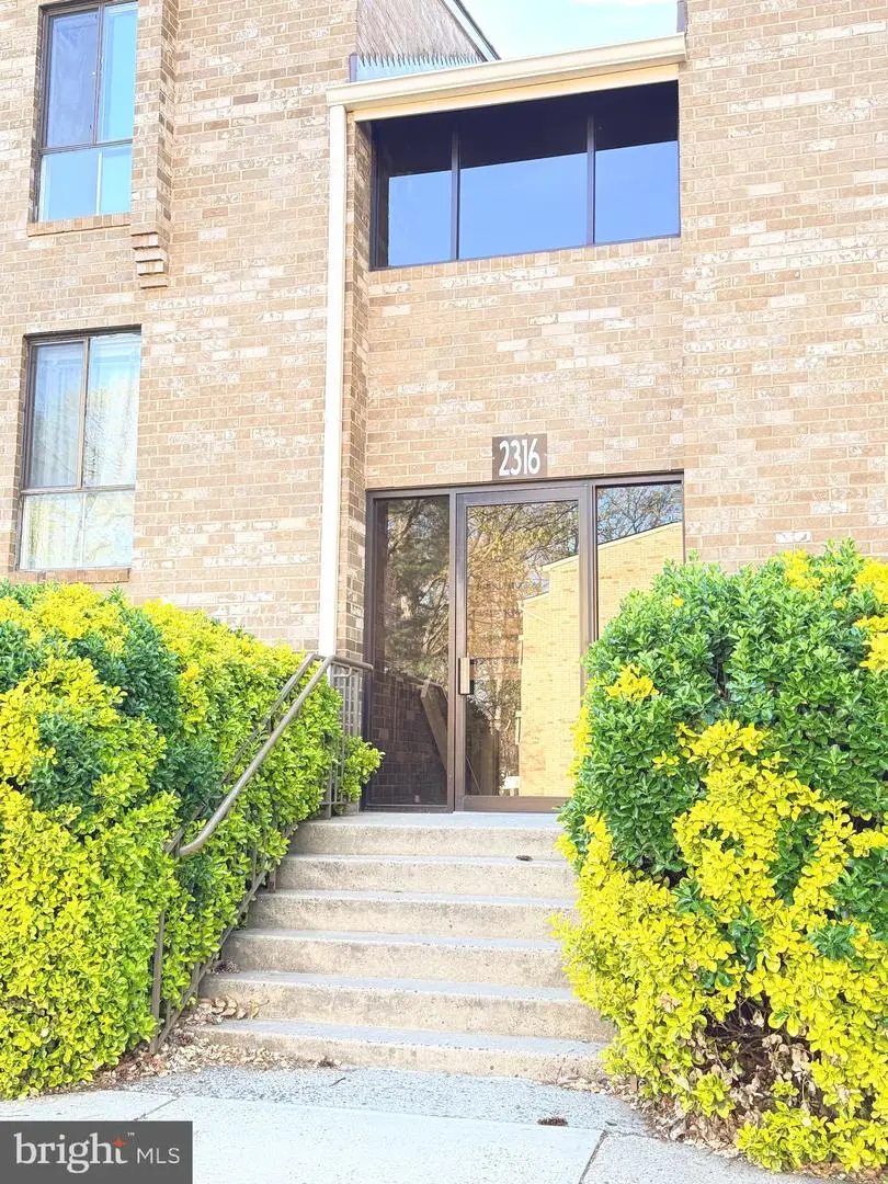 2316 Freetown Ct #1b, Reston, VA 20191 - #1