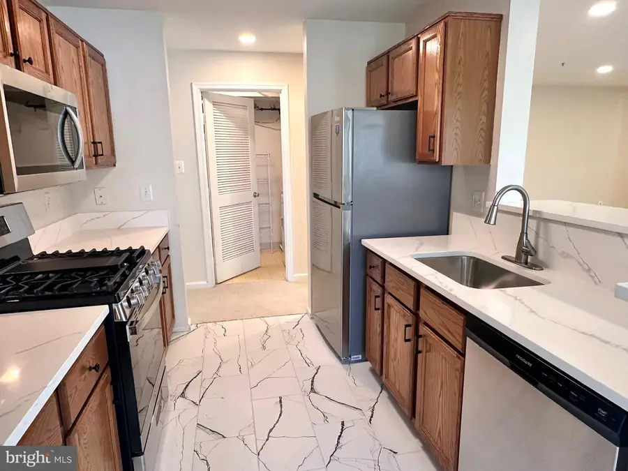 7528-g Coxton Ct #103, Alexandria, VA 22306 - #3