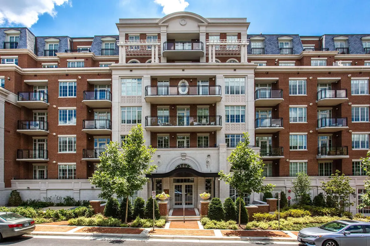 6900 Fleetwood Rd #318, McLean, VA 22101 - #1