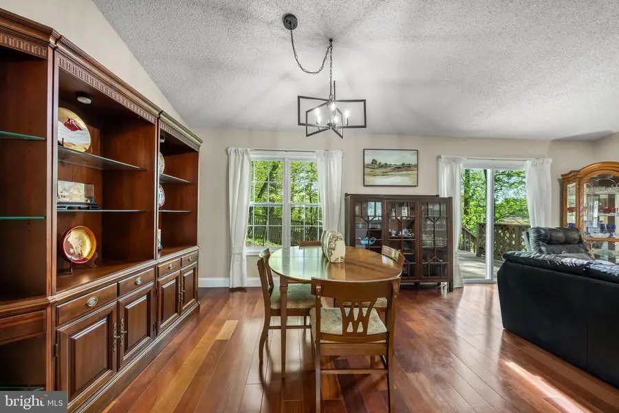 7615 Virginia Ln, Falls Church, VA 22043 - #3