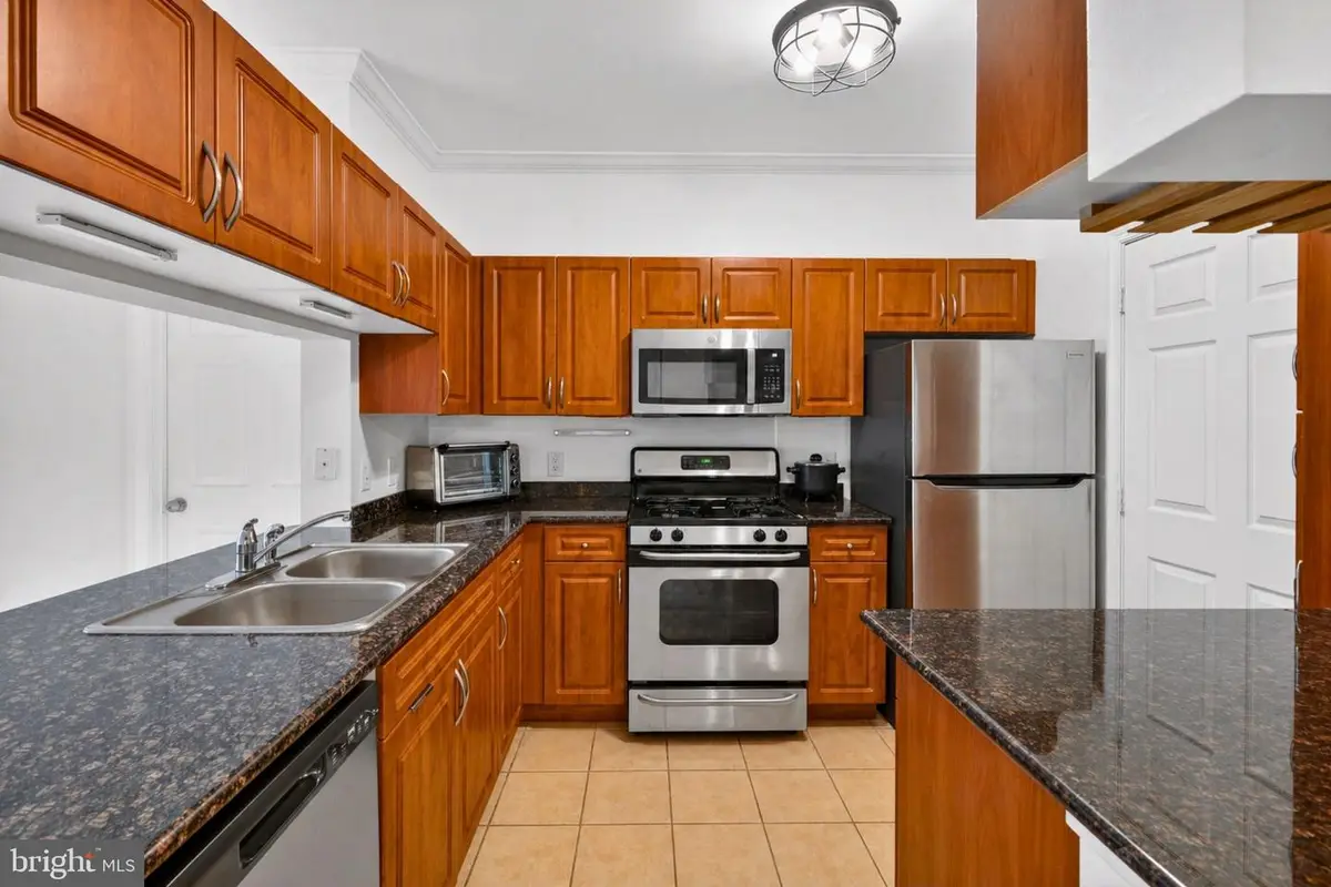 12937 Centre Park Cir #304, Herndon, VA 20171 - #1