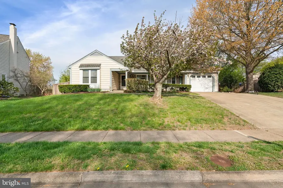 5406 Clubside Ln, Centreville, VA 20120 - #2