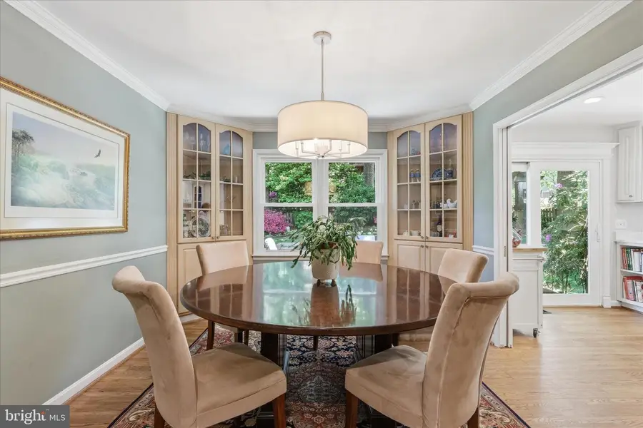 8608 Coral Gables Ln, Vienna, VA 22182 - #3