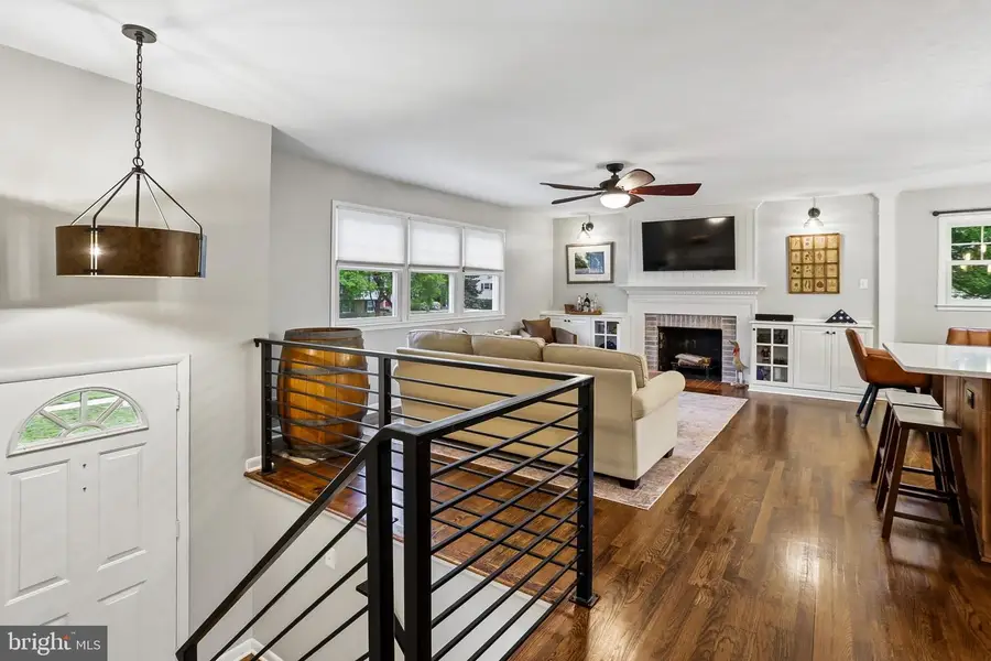 2003 Rampart Dr, Alexandria, VA 22308 - #3