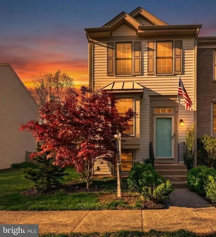 6579 Skylemar Trl, Centreville, VA 20121 - #1