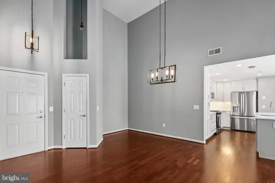 11508 Sperrin Cir #403, Fairfax, VA 22030 - #2