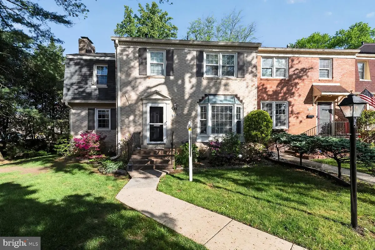 1846 Golf View Ct, Reston, VA 20190 - #1