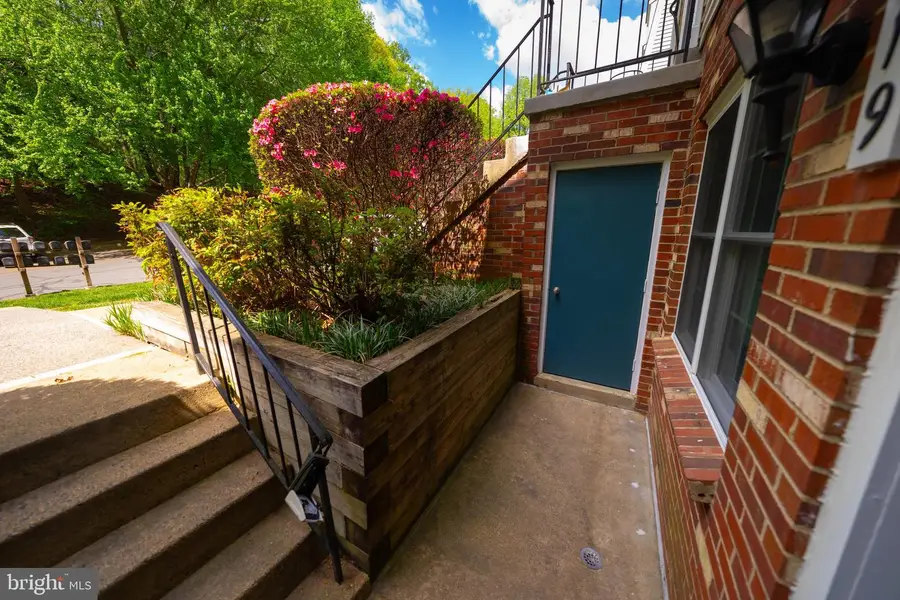 5919 First Landing Way, Burke, VA 22015 - #2