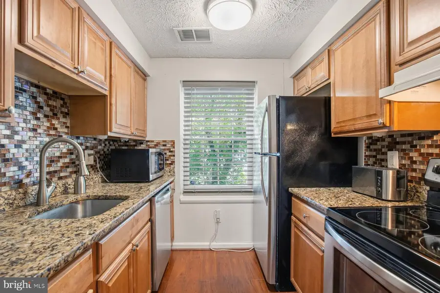 8621 Kenosha Ct, Lorton, VA 22079 - #2