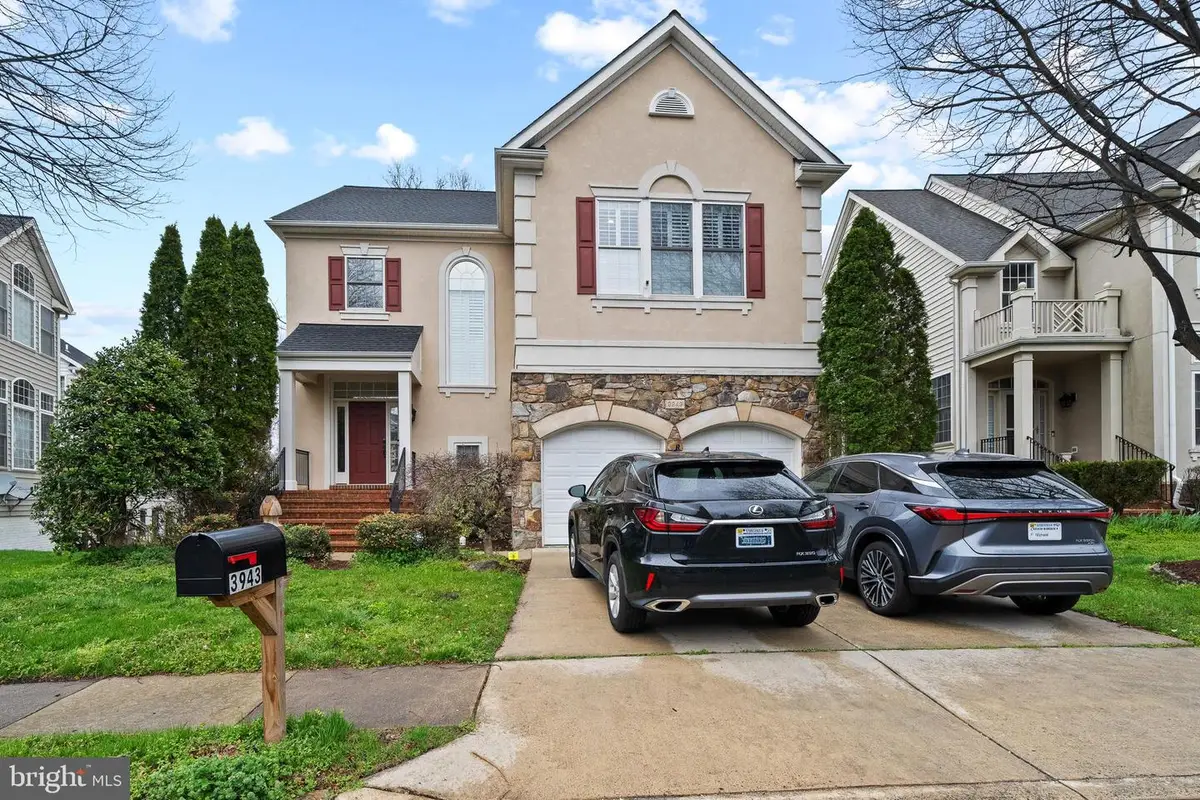 3943 Highland Oaks Dr, Fairfax, VA 22033 - #1