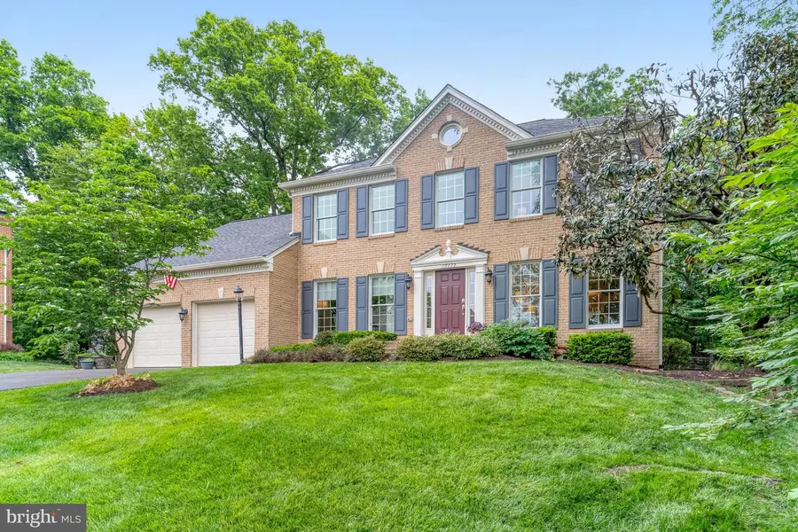 13772 Laurel Rock Dr, Clifton, VA 20124 - #2