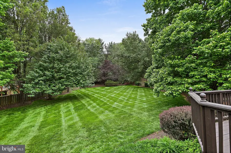 1706 Broadfield Ln, Vienna, VA 22182 - #2