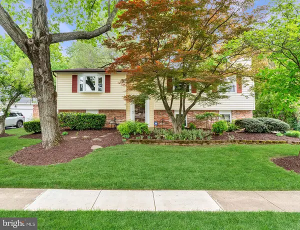 1105 Clarke St, HERNDON, VA 20170