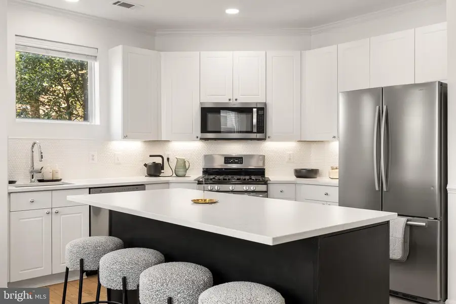 9486 Virginia Center Blvd #2, Vienna, VA 22181 - #2