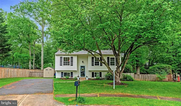 12617 Glenbrooke Woods Dr, HERNDON, VA 20171