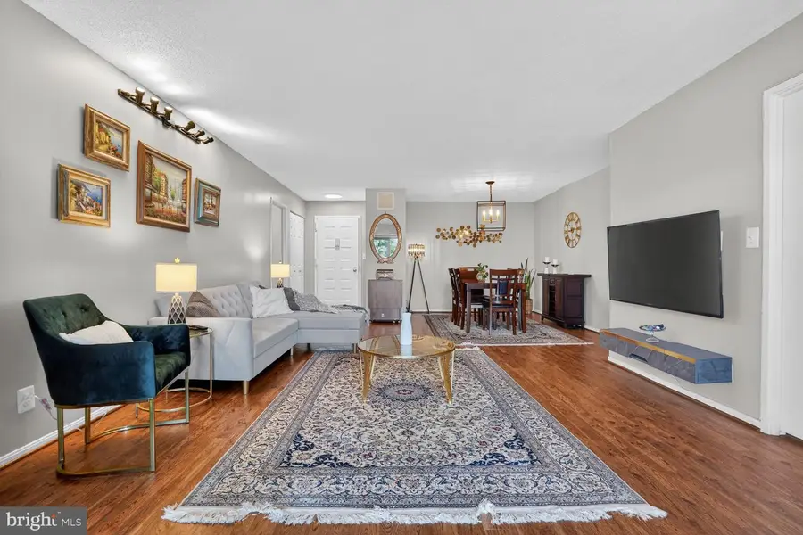 8340 Greensboro Dr #425, McLean, VA 22102 - #3