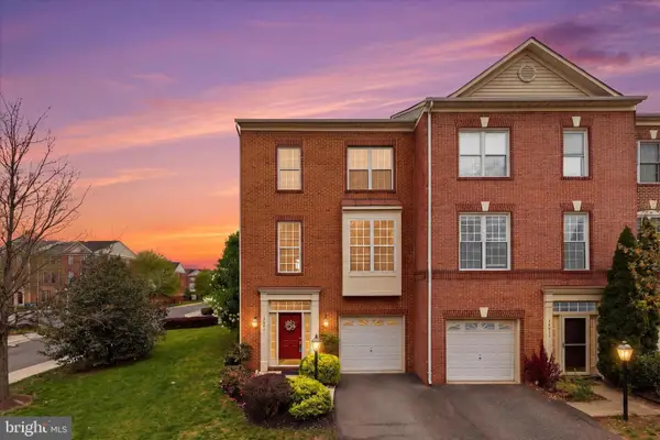 12974 Wood Crescent Cir, HERNDON, VA 20171