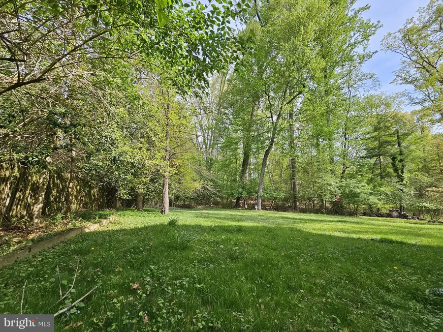 117 Kingsley Rd Sw, Vienna, VA 22180 - #2
