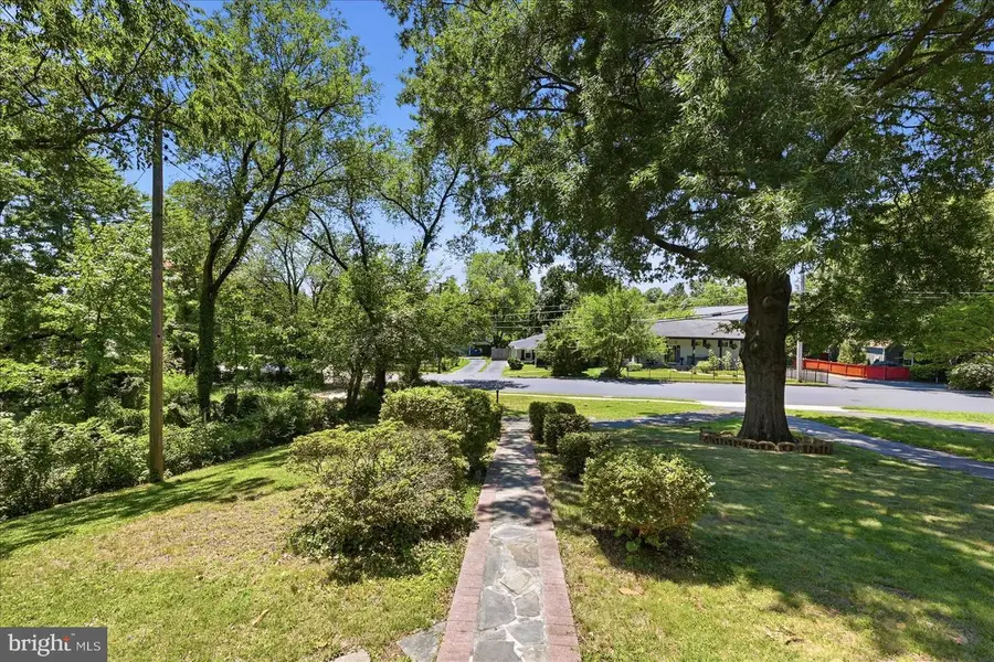 3112 Groveton St, Alexandria, VA 22306 - #3