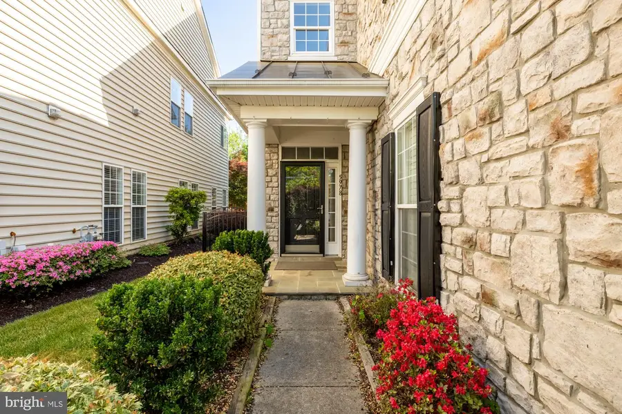 5978 Manorview Way, Alexandria, VA 22315 - #3