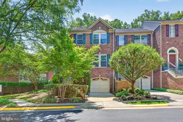 1409 Park Garden Ln, RESTON, VA 20194