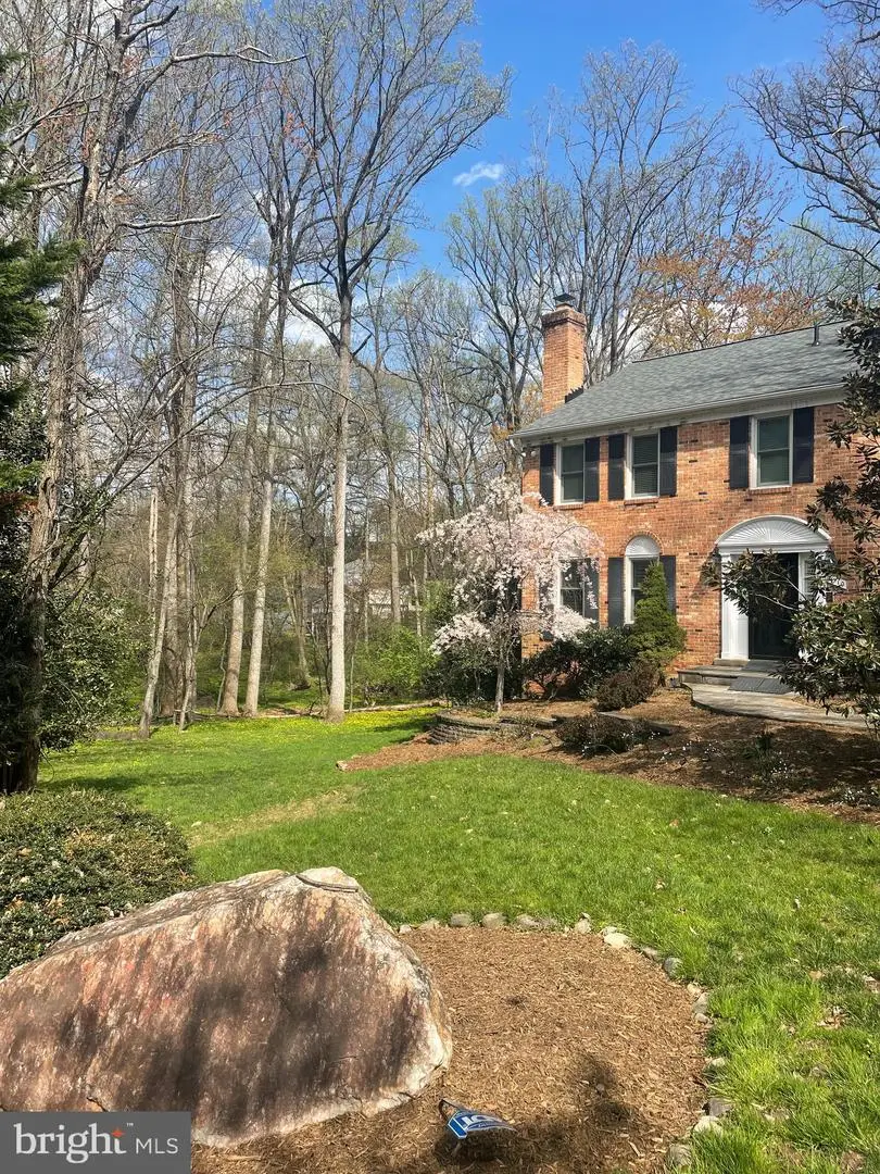 2010 Westwood Ter, Vienna, VA 22182 - #3