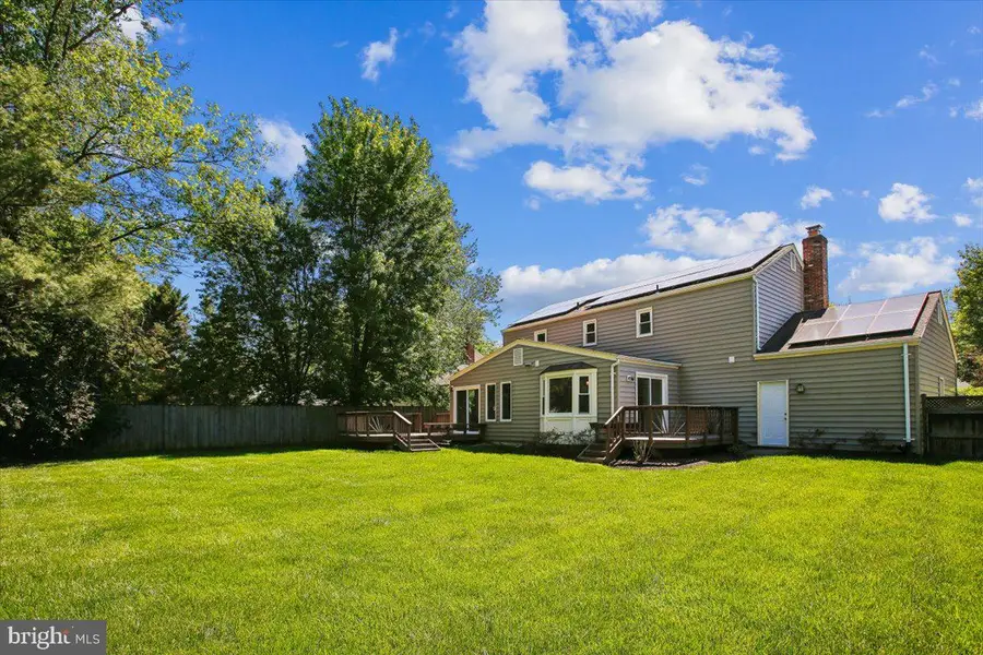 8117 Cooper St, Alexandria, VA 22309 - #3