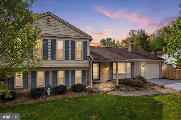 5457 Broadmoor St, ALEXANDRIA, VA 22315