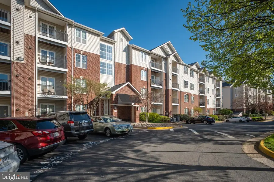 1591 Spring Gate Dr #3108, McLean, VA 22102 - #2