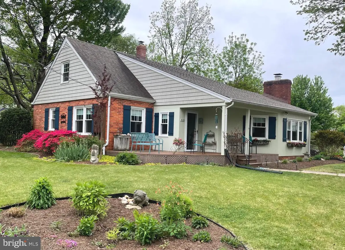 7133 Tyler Ave, Falls Church, VA 22042 - #1