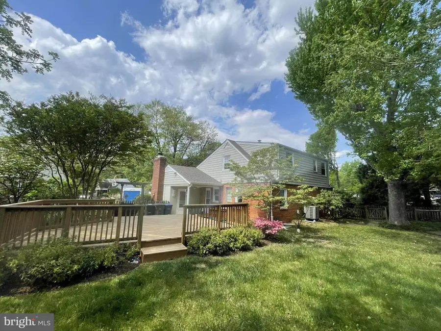 7133 Tyler Ave, Falls Church, VA 22042 - #2