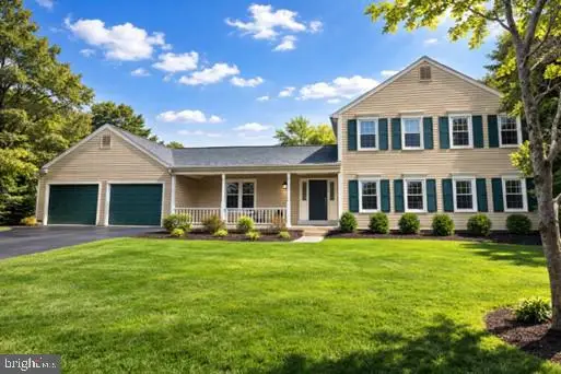 2701 Reign St, Herndon, VA 20171 - #3