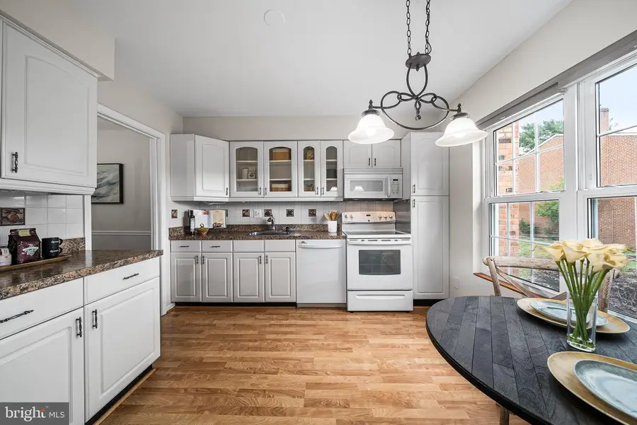 5532 Maplefield Pl, Alexandria, VA 22310 - #3