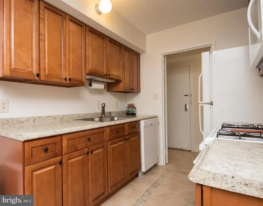 2311 Freetown Ct #19/21c, Reston, VA 20191 - #2