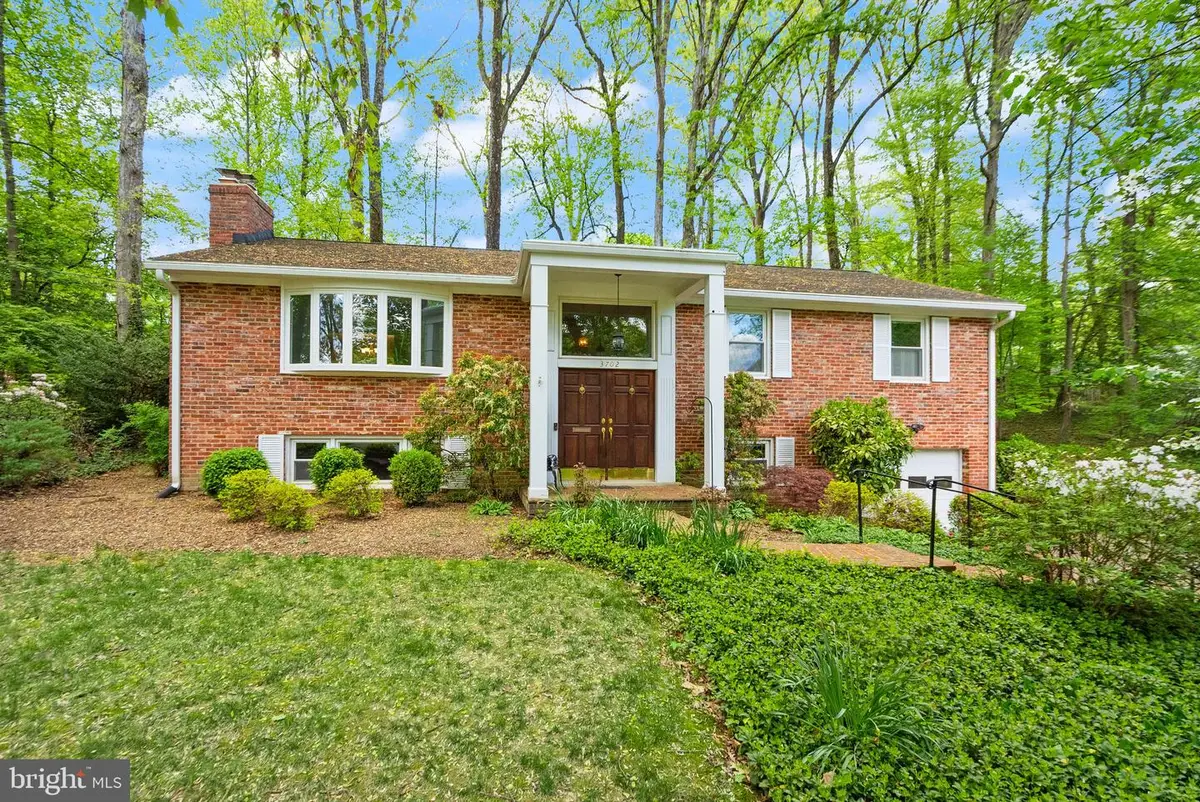 3702 Prado Pl, Fairfax, VA 22031 - #1